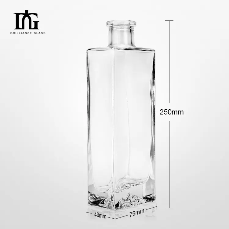Bottiglie di vetro a forma di aquila 700ml bottiglia di vetro con etichetta personalizzata per whisky