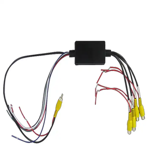 Cámara de punto ciego para coche de alta calidad, vídeo y control remoto inalámbrico, inteligente, 4 entradas, 1 salida, caja de interruptor de vídeo de marcha atrás para coche - Product Image 4