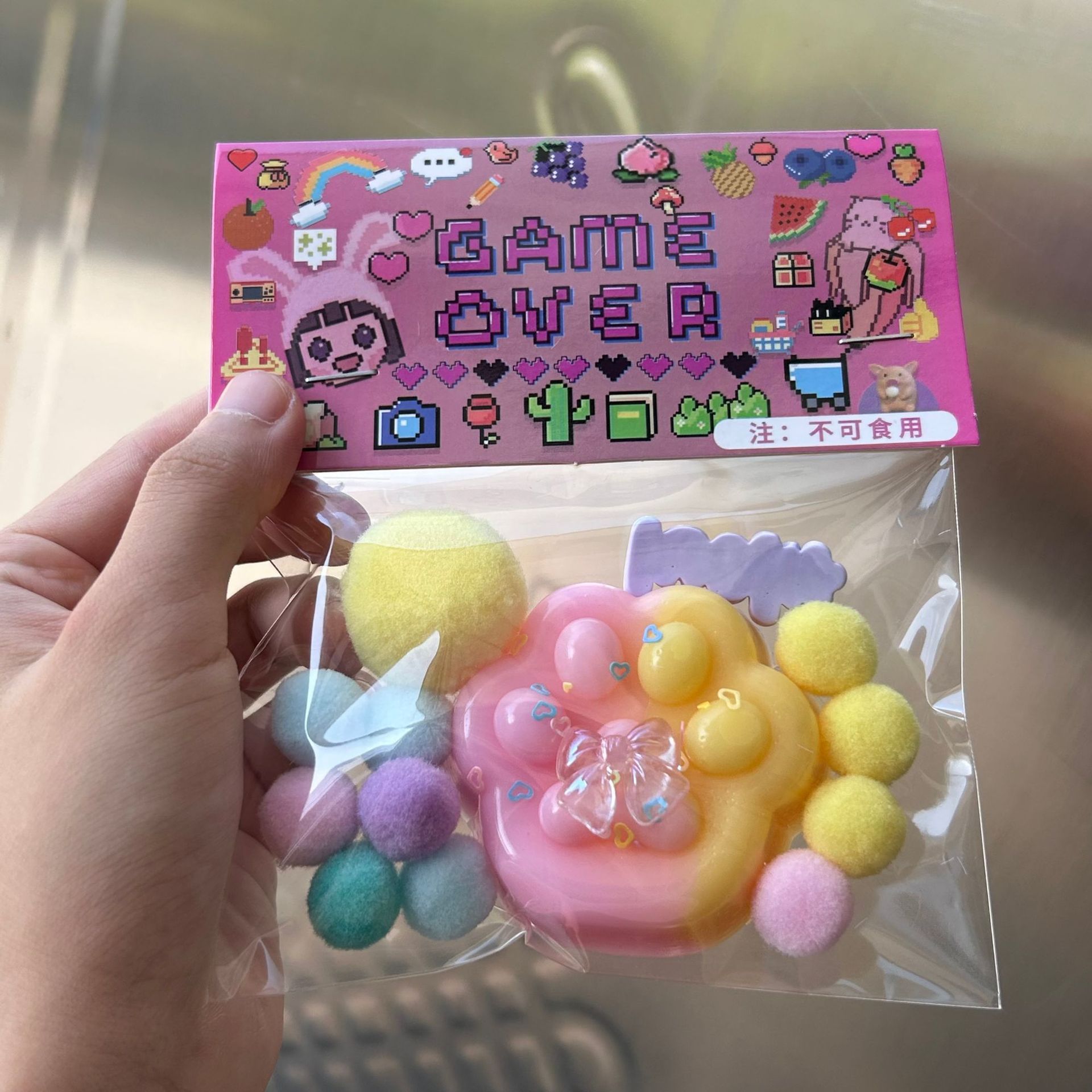 Yellow powder cat paw-tpr