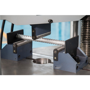 Macchina di prova di resistenza del materiale UTM del Tester universale idraulico controllato dal Computer 1000KN per la piegatura di compressione