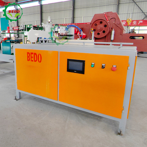 Satılık PLC sistemi ile ahşap talaş blok kesme makinesi palet ayak testere yapma makinesi ahşap şerit kesme makinesi - Product Image 3