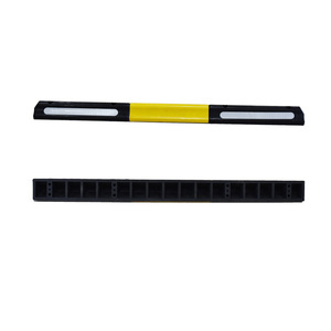 Toptan PVC kalınlaşmış tekerlek park bordürler araç sınırlayıcı cihazı uzun bulucu kauçuk plastik stoper tekerlek park bordürler - Product Image 1