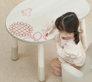 読書テーブルキッズスタディデスクテーブルと椅子子供のための新しいテーブルと椅子モデルとデザイン調整可能 - Product Image 1