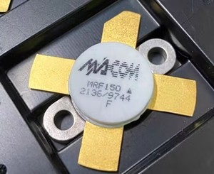 MRF150 RF/VUHFパワートランジスタアンプモジュール電子部品集積回路MRF150 - Product Image 1