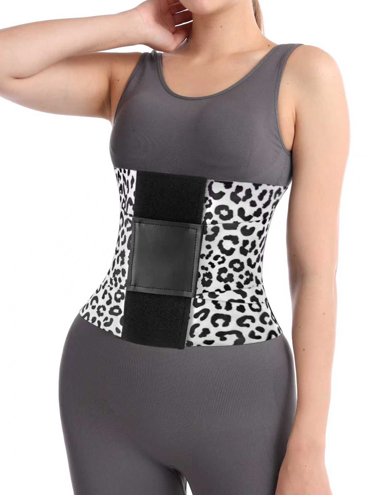 Leopard print white