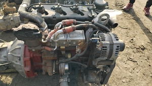 C ummins isf 3.8l ISF 3.8エンジンCu mmins用ISF3.8ディーゼルエンジンモーターAssy ISF 3.8Lエンジンアセンブリ