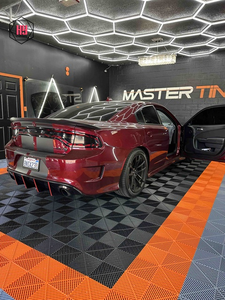 Plafoniera per Garage con luce a LED esagonale dal Design personalizzato 220V per la luce di lavoro dei dettagli dello Showroom del Garage privato - Product Image 4