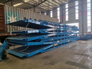 Mobile Boarding Bridge Fracht logistik Lade-und Entlade plattform Port Terminal Entladen von Heberampen-Lade geräten - Product Image 5