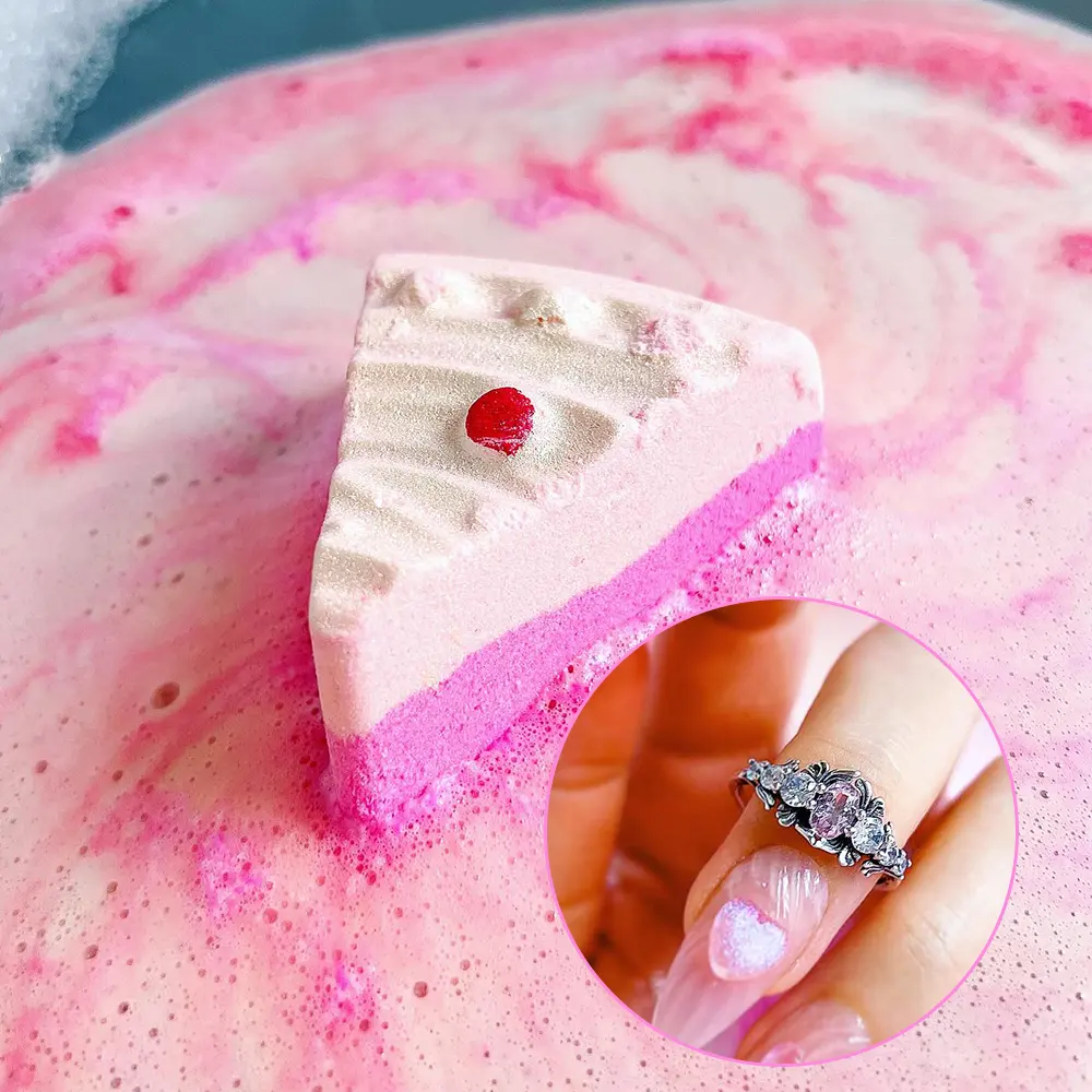 Bomba de bola de sal de baño de diamante único lindo con anillo de joyería sorpresa en el interior