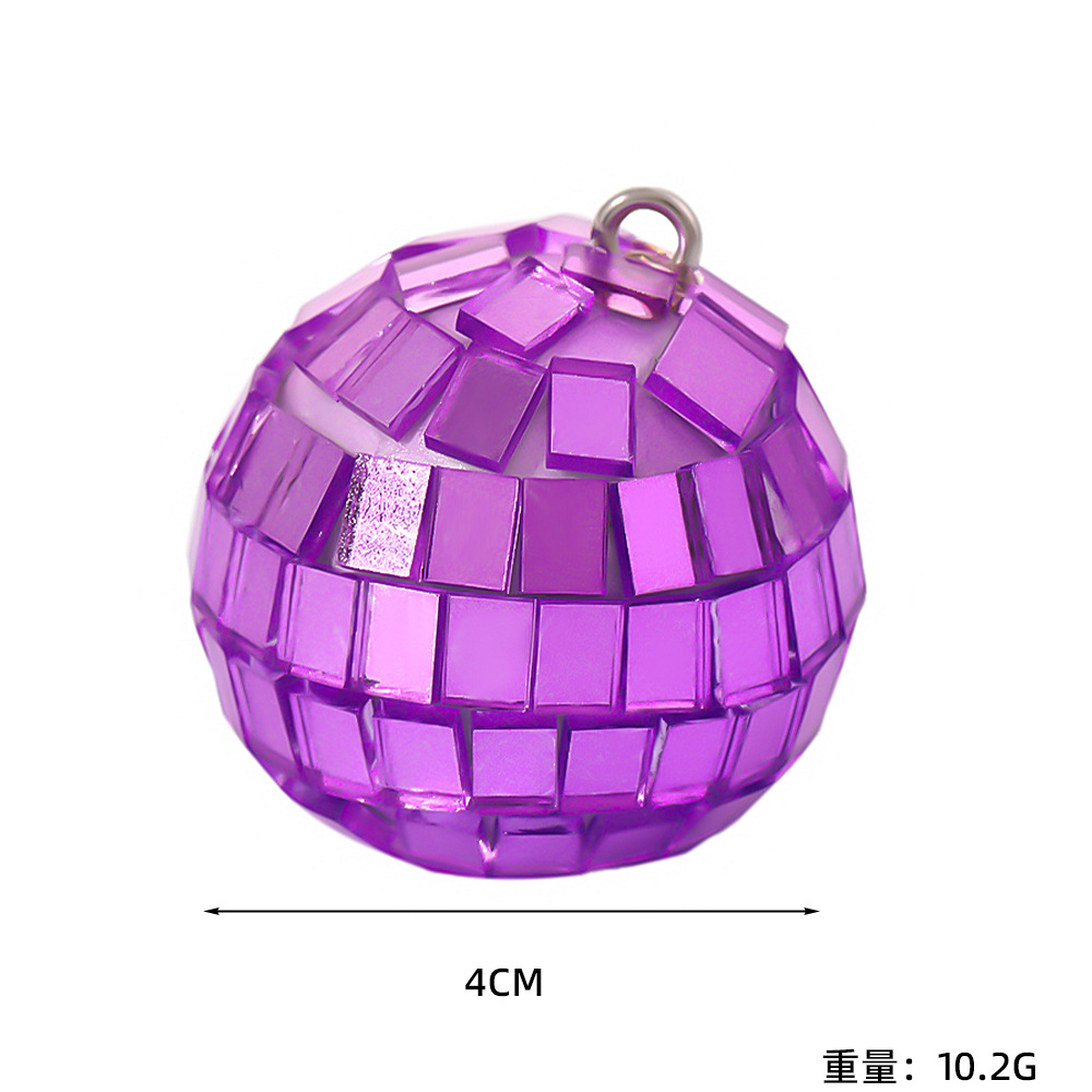 Clavos de cuerno morados de 4 cm.
