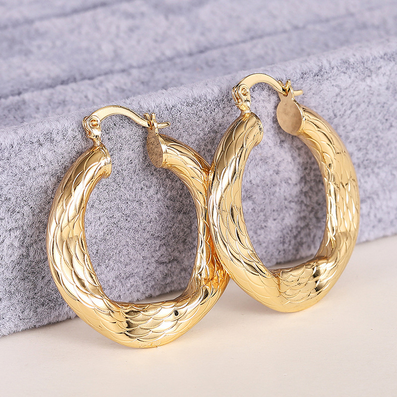 E4417 yellow gold