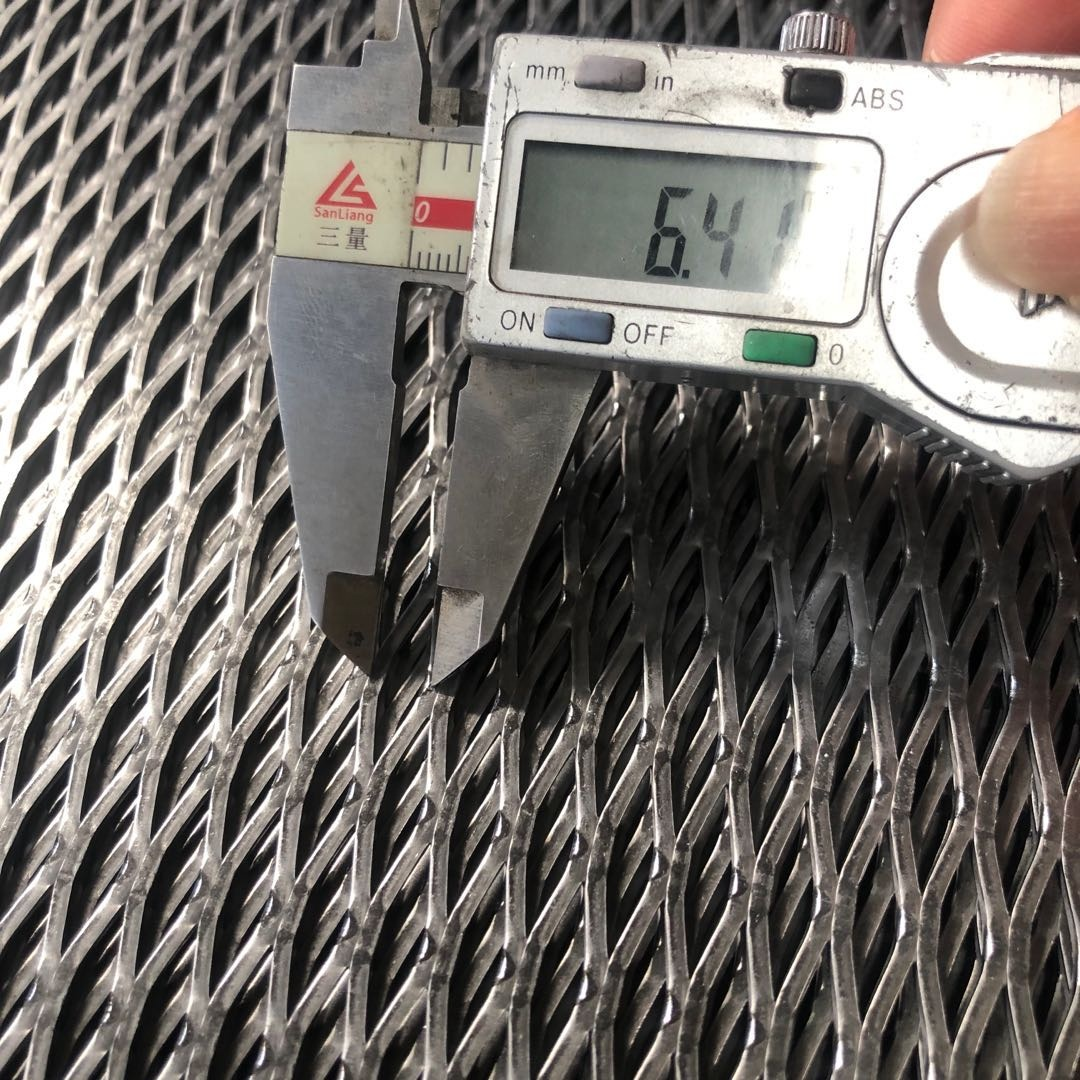 Forma de malla de diamante de malla de metal expandida recubierta de polvo de agujero