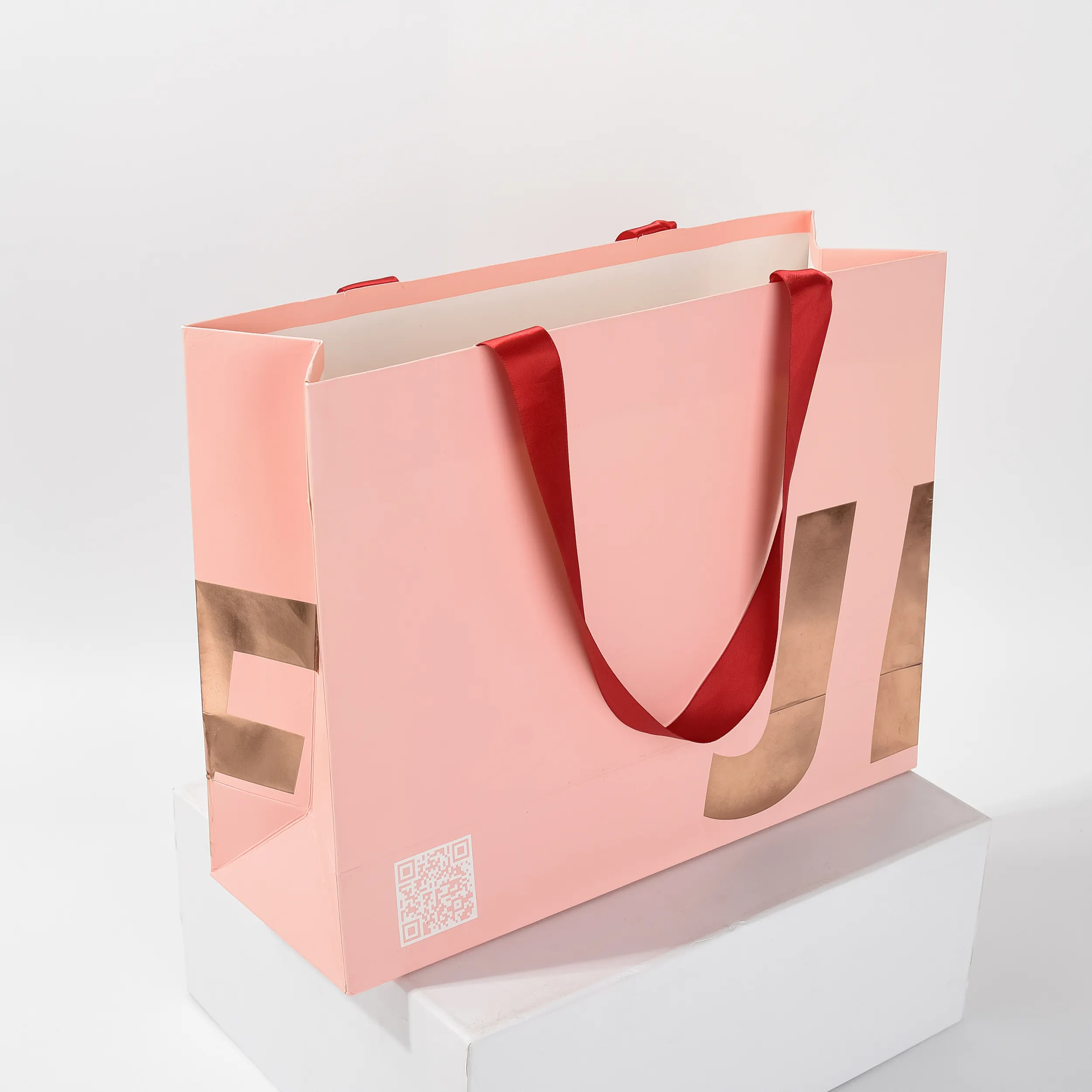로고 인쇄와 고품질 사용자 정의 디자인 종이 가방 크래프트 종이 포장 가방