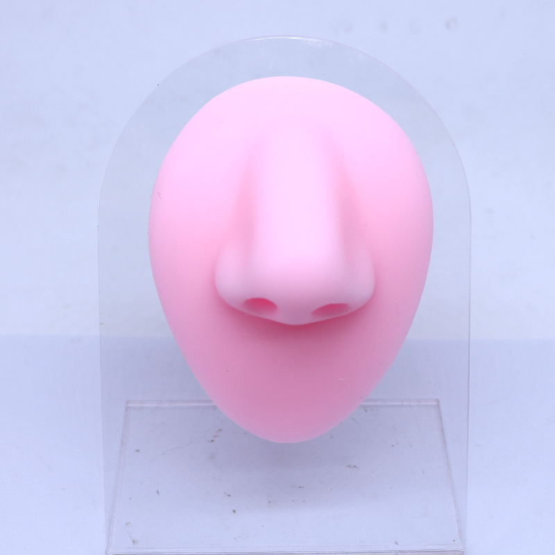 nose with stands