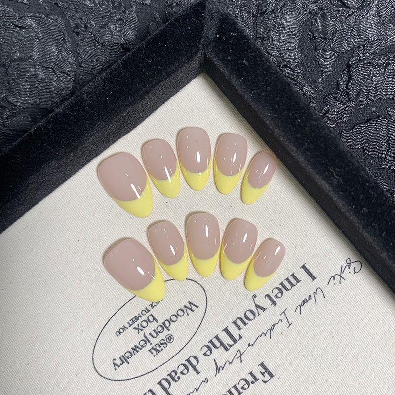 J19005 minimalist french yellow