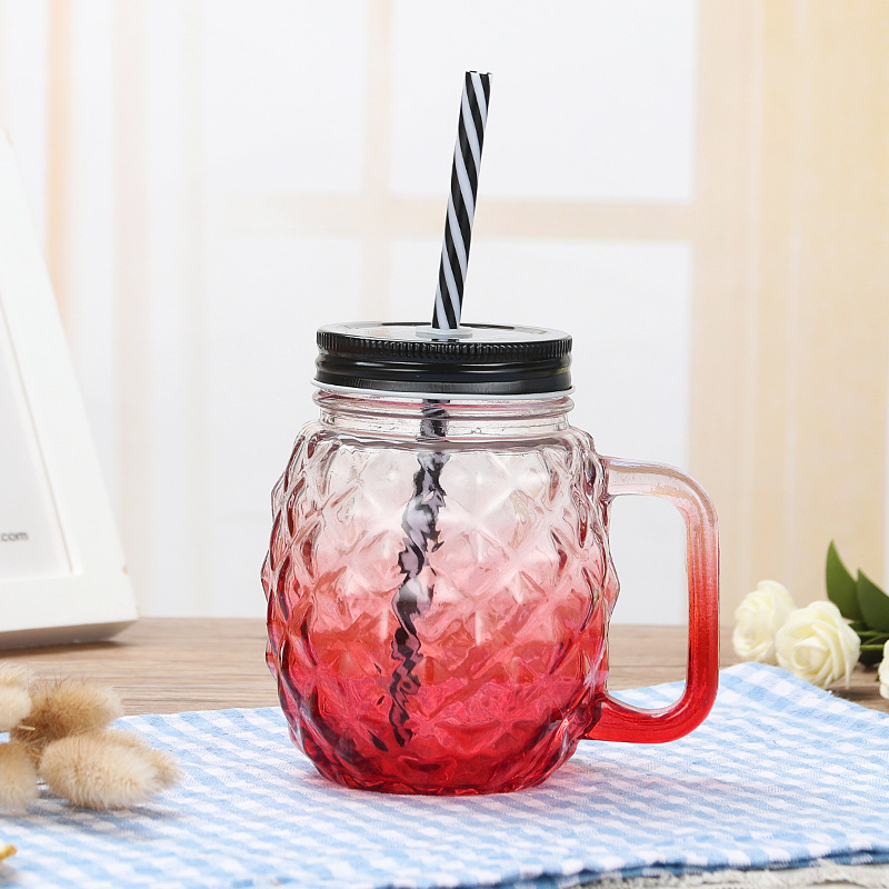Ananas dégradé rouge avec paille