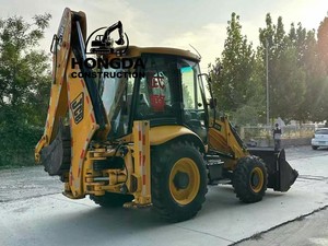 Retroexcavadora JCB 3CX original, alta calidad, buen rendimiento de trabajo, excavación y carga, máquina usada - Product Image 3