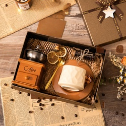 Set cafetera + caja regalo marrón + modelo g