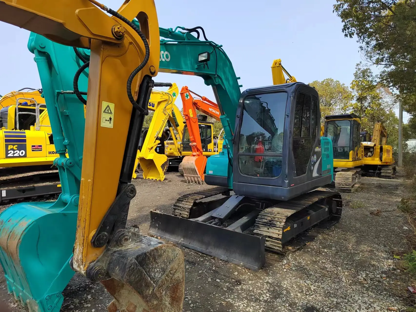 Used kobelco mini excavator sk75 kobelco sk75 7.5 ton mini digger machine with excellent condition for sale