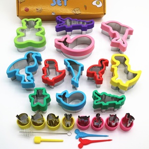 China Factory Pastry Baking Tools <strong>Set</strong> Sandwich Cutter <strong>Set</strong> for Kids Animal Sandwich Cookie Cutter Stamp - Product Image 1