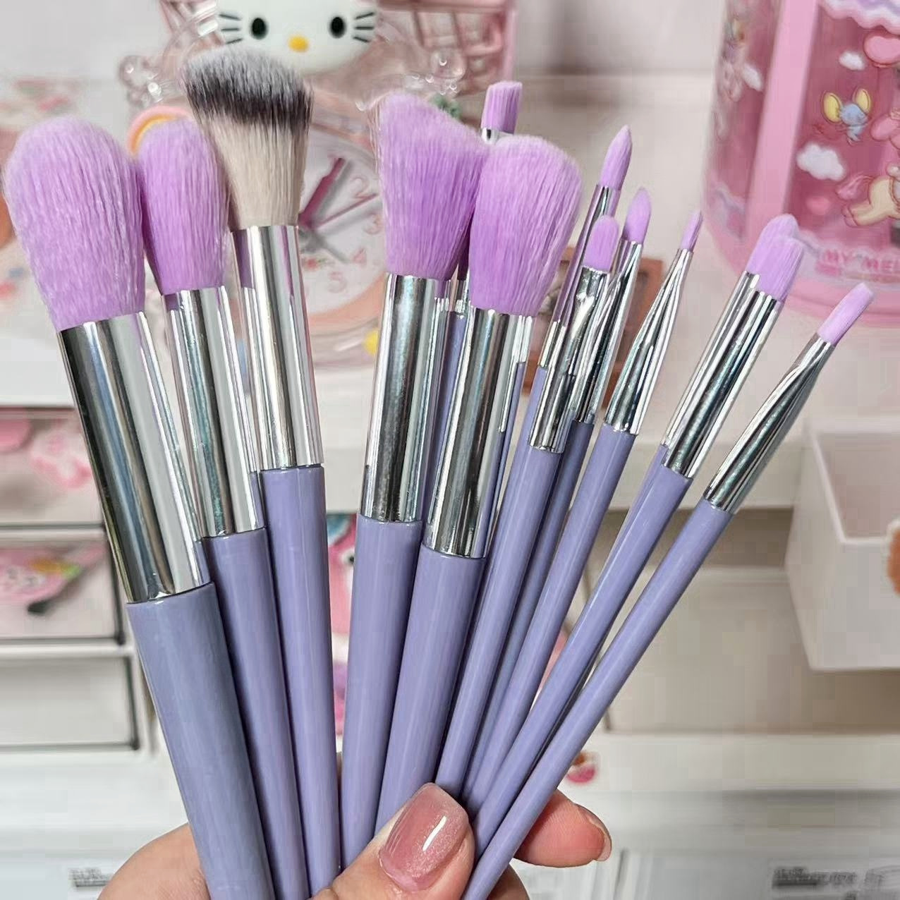 สีม่วง