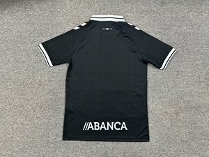25 26サッカージャージ、メンズホームとアウェイサッカーシャツ、大人の夏メーカー卸売