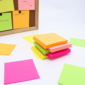 Notas no adhesivas Cubo de Papel suelto Cubos de notas de colores brillantes 500 hojas Almohadillas de notas cuadradas Recargas de arañazos para recordatorios Escritura - Product Image 5