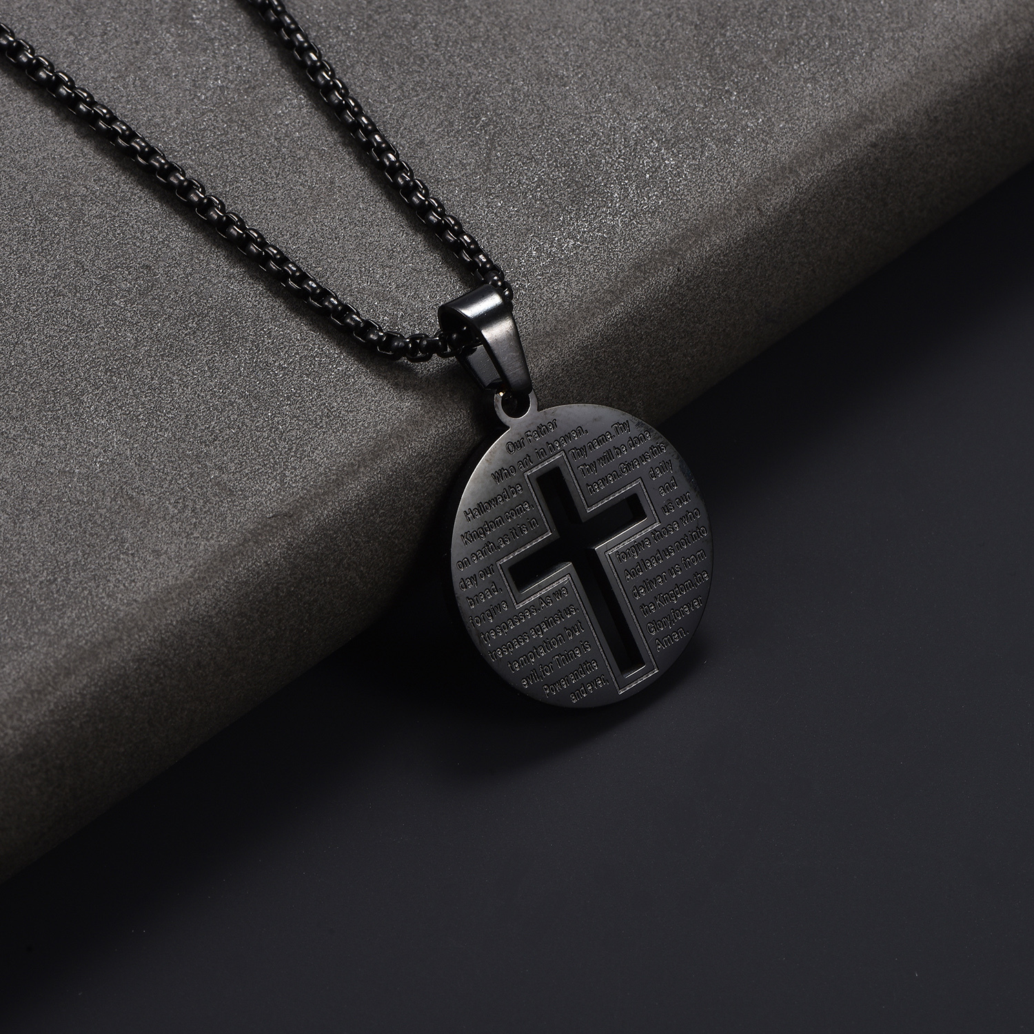 Collier noir