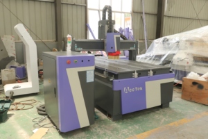 Router CNC ad alta velocità 3 assi con controllo Mach3 e cambio automatico utensile per progetti complessi di lavorazione del legno - Product Image 4