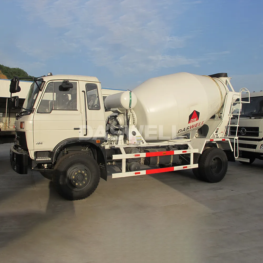 Piccoli camion della betoniera camion mobile della betoniera mini camion del calcestruzzo della miscela da vendere