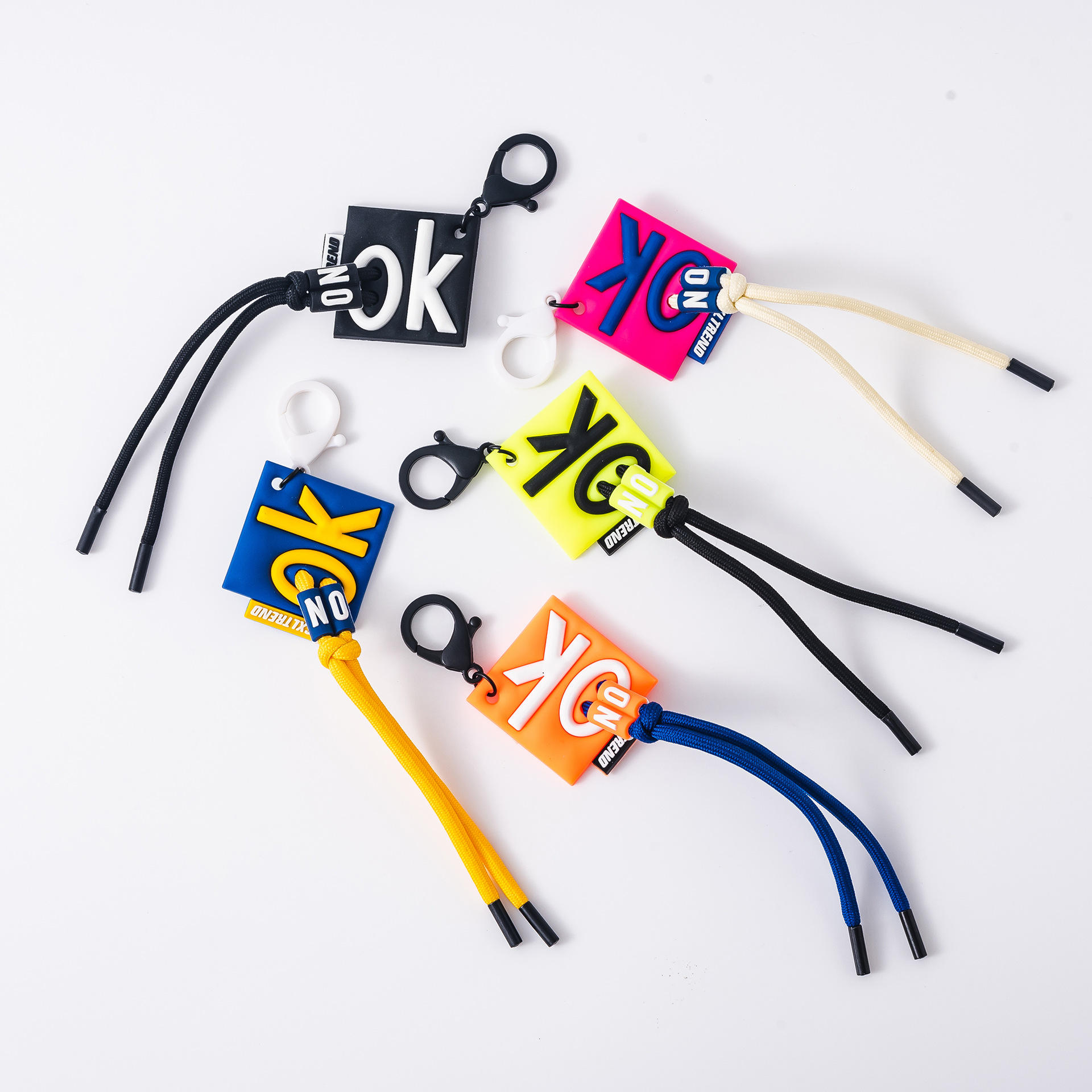 3.ขาว/ส้ม