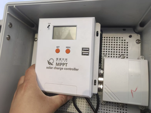 Smart Solar Panel Charger Regulator 48V 24V 12V <strong>DC</strong> <strong>Output</strong> Bulb 30A 40A 60A Manual MPPT Solar Charge <strong>Controller</strong> - Product Image 2