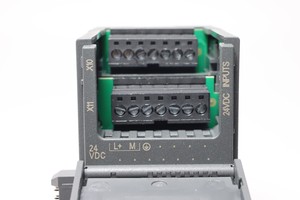 Nuovo originale Siemens EM AQ04 Smart CPU Input Output lui Drive Servo Ethernet PLC PAC & Controller dedicati - Product Image 4