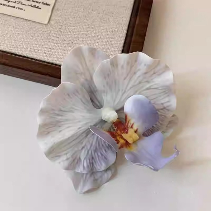 Striped blue curled phalaenopsis shoe buckle pair-plastic buckle