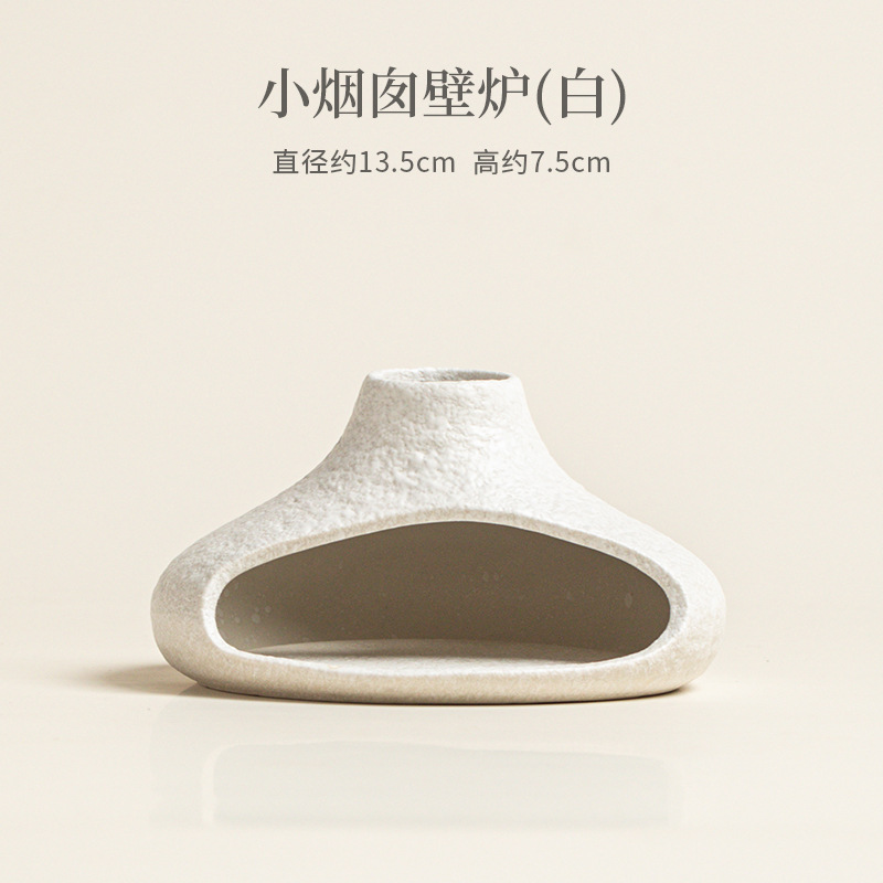 Small chimney fireplace (white)