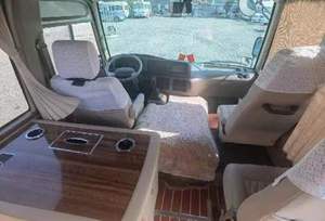 נמכר הטוב ביותר בשימוש toyota רכבת 30 מושבים אוטובוס ומאמנים tyota רכבת אוטובוס למכירה