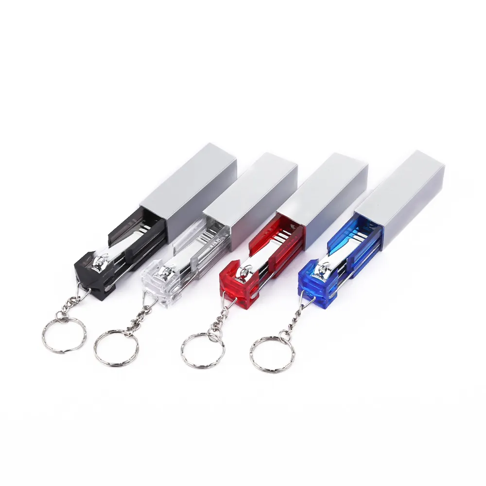 Puxar Tipo de Viagem 4PCS Mini Jogo de Manicure com Keychain