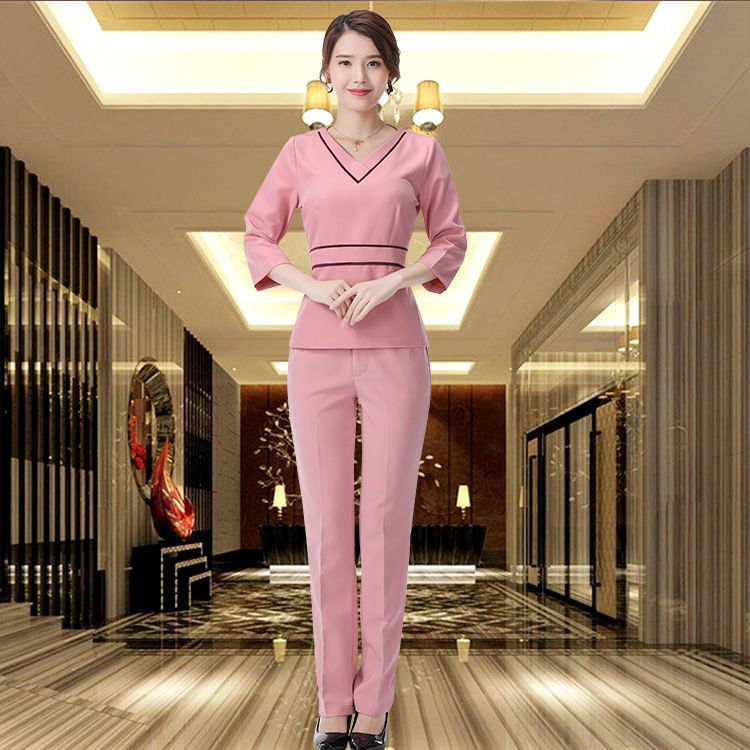913 ชุดสูทสีชมพูแขนสั้น