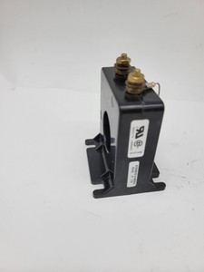 Neue und originale Plc 2 SFT201 Stromwandler Schwarz Verhältnis 200:5A 4VA 600V 50400HZ Klasse 10 SPS-Programmier steuerung - Product Image 3