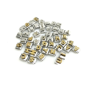 9mmイタリアンレター<span class=keywords><strong>A</strong></span>-Zマイクロ舗装CZチャームリンクステンレススチールイニシャルレターチャームブレスレット用