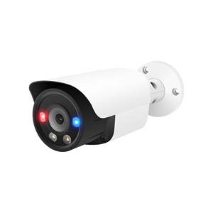 Fotocamera 4K IP con luci lampeggianti rosse e blu controllabili, faretti e sirene funziona, IP67, compatibile con NDAA Audio bidirezionale