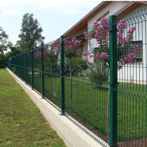 Mayorista personalizado Malla de alambre soldada Patio trasero Panel de valla de jardín 3D Exterior Anti Climb 358 Valla y puertas para casas