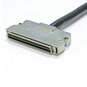 焊接型1.27毫米节距两排MDR 100引脚公SCSI 100引脚电缆连接器，带弹簧闩锁和金属盖 - Product Image 3