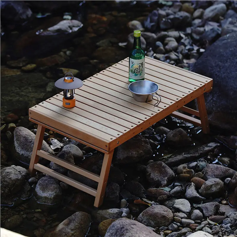 Mesa de acampamento portátil para piquenique, mesa de madeira maciça personalizada com pernas dobráveis para uso doméstico ao ar livre