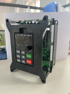 Convertidor de frecuencia Variable monofásico de 220V, Micro inversor de CA, controlador de velocidad VFD funcional múltiple de 50HZ para Motor