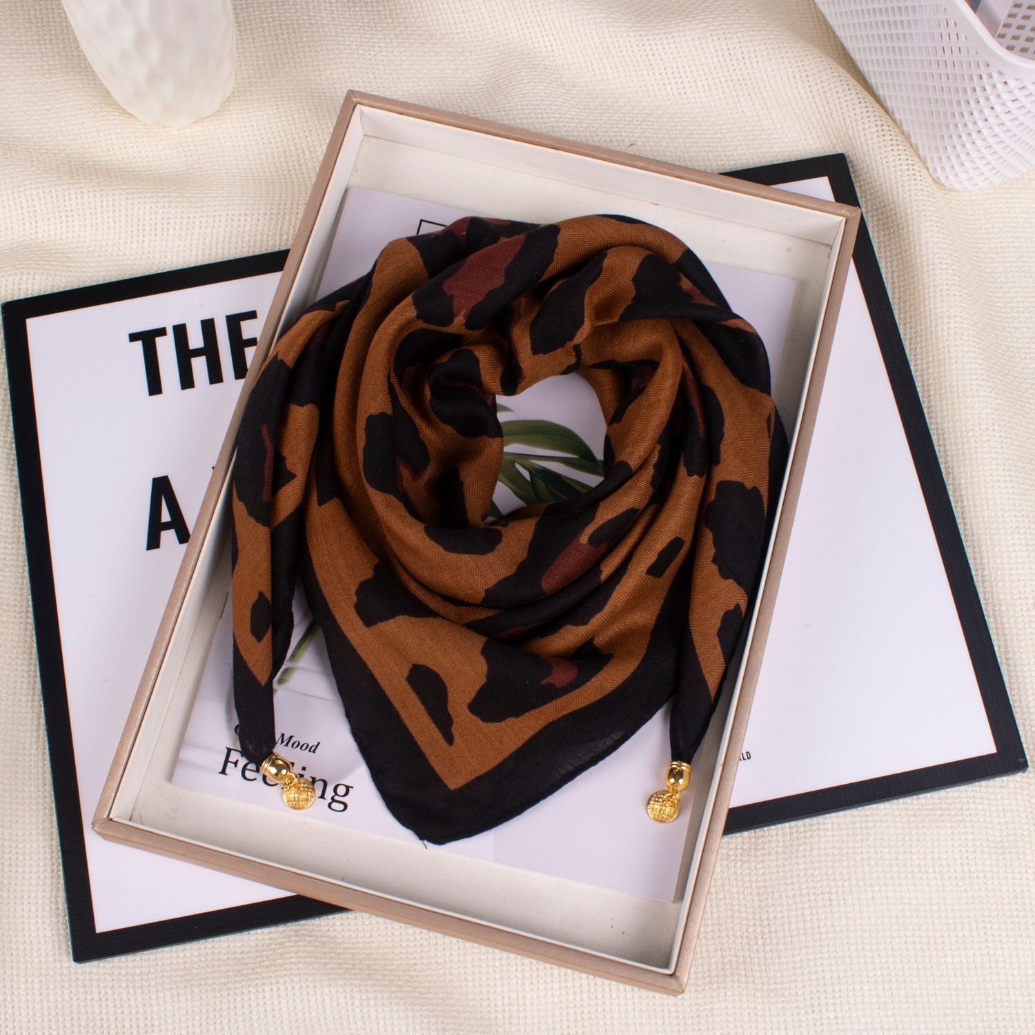 estampado de leopardo caramelo