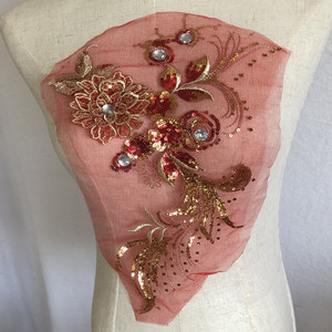红色3d花朵配水钻刺绣蕾丝贴片水晶贴花缝纫服装配件 - Product Image 1