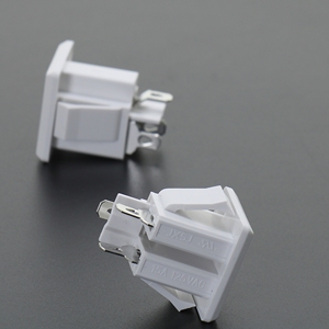 เต้ารับชาร์จรถยนต์แบบ2ขา IEC AC-18เต้ารับไฟฟ้าพลาสติกปลั๊กไฟที่ได้รับการจัดอันดับ10A สำหรับหม้อหุงข้าวระดับ IP54เครือข่าย SDK - Product Image 4