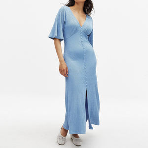 שירות דוגמאות של בגדי מעצבים ממותגים (OEM) - שמלות ארוכות יוקרתיות לנשים, שמלת מקסי אלגנטית ויומיומית עם צווארון וי לגברת - Product Image 3