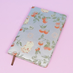 Juego de cuaderno Sparkly A5 para niñas, diario de tapa dura con bordado de caqui y gato de frutas con cerraduras y bolígrafo para llaves, regalo para niños - Product Image 2